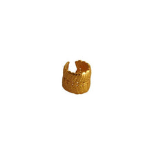 Cargar imagen en el visor de la galería, Ear cuff hoja dividivi Brillo Guajiro
