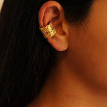 Cargar imagen en el visor de la galería, Ear cuff hoja dividivi Brillo Guajiro

