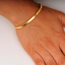 Cargar imagen en el visor de la galería, Brazalete Rama De Laurel Renacer
