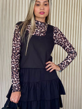 Cargar imagen en el visor de la galería, Blusa Frida Negro
