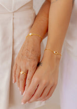 Cargar imagen en el visor de la galería, Pacto Círculo de Lealtad Femenino Set x2
