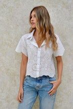 Cargar imagen en el visor de la galería, Camisa Bria Blanco
