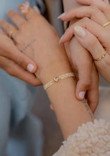 Cargar imagen en el visor de la galería, Pulsera I Got You - Momentos difíciles
