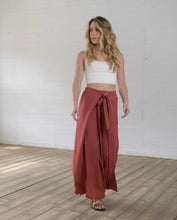 Cargar imagen en el visor de la galería, Pantalón Paulina Plane Rubor

