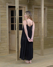 Cargar imagen en el visor de la galería, Vestido Cereza Plane Black

