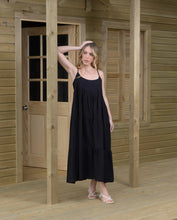 Cargar imagen en el visor de la galería, Vestido Cereza Plane Black
