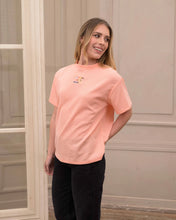 Cargar imagen en el visor de la galería, Camiseta Cali Wafer Coral
