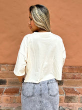 Cargar imagen en el visor de la galería, Camiseta Lola Blanco
