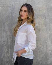 Cargar imagen en el visor de la galería, Camisa Lucero Soft Marfil
