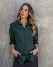 Cargar imagen en el visor de la galería, Camisa Lucero Soft Jade
