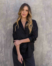 Cargar imagen en el visor de la galería, Camisa Lucero Soft Black
