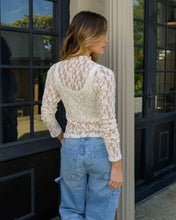 Cargar imagen en el visor de la galería, Blusa Jacky Sweet Crema
