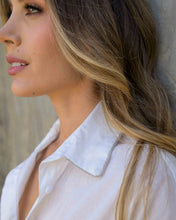 Cargar imagen en el visor de la galería, Camisa Lucero Soft Marfil
