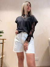 Cargar imagen en el visor de la galería, Blusa Rosario Negro
