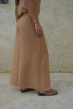 Cargar imagen en el visor de la galería, Pantalón Xian Taupe
