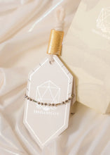 Cargar imagen en el visor de la galería, Pulsera Prosperidad y Éxito | Pirita
