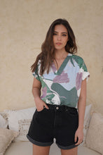 Cargar imagen en el visor de la galería, Blusa María Verde
