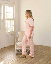 Cargar imagen en el visor de la galería, Pijama Cora Heart Pink
