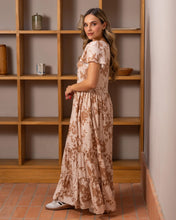Cargar imagen en el visor de la galería, Vestido Praga Eliza Camel
