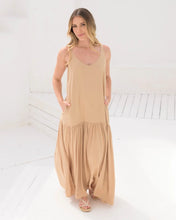 Cargar imagen en el visor de la galería, Vestido Marcia Sahara
