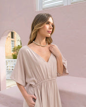 Cargar imagen en el visor de la galería, Vestido Elodia Plane Sand
