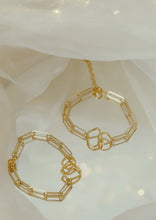 Cargar imagen en el visor de la galería, Pacto Hermanas (Set x 2 Pulseras)
