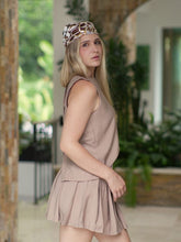 Cargar imagen en el visor de la galería, Blusa Bianca Chocolate
