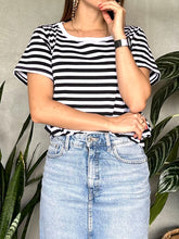 Cargar imagen en el visor de la galería, CAMISETA RAYAS
