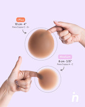 Cargar imagen en el visor de la galería, Cubrepezones de Silicona Reutilizable - Nipskin® - Nipple Covers
