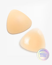 Cargar imagen en el visor de la galería, Cubre Pezones Triangulares de Silicona - Nipskin®

