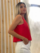 Cargar imagen en el visor de la galería, Blusa Frida Rojo
