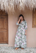 Cargar imagen en el visor de la galería, Vestido Ina Botánico
