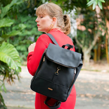 Cargar imagen en el visor de la galería, Morral Explorador Negro
