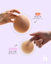 Cargar imagen en el visor de la galería, Cubrepezones de Silicona Reutilizable - Nipskin® - Nipple Covers
