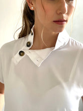 Cargar imagen en el visor de la galería, Camisa Liverpool Blanca
