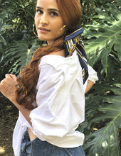 Cargar imagen en el visor de la galería, Camisa Blanca Botones
