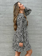 Cargar imagen en el visor de la galería, Vestido Antonia Marfil
