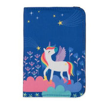 Cargar imagen en el visor de la galería, Portapasaporte Unicornio
