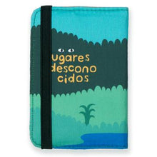 Cargar imagen en el visor de la galería, Portapasaporte Dinosaurios
