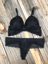Cargar imagen en el visor de la galería, Conjunto Bralette 1301
