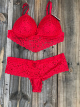 Cargar imagen en el visor de la galería, Conjunto bralette 2300
