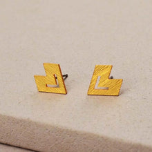 Cargar imagen en el visor de la galería, Aretes Yuyana – Cariño
